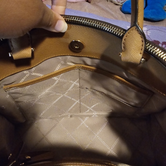 Like new MK bag - Picture 10 of 10
